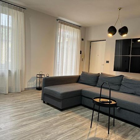 Le Tre Ca', Ca' Cecilia, Ca' Nina, Ca' Vittoria Apartment Асти Екстериор снимка