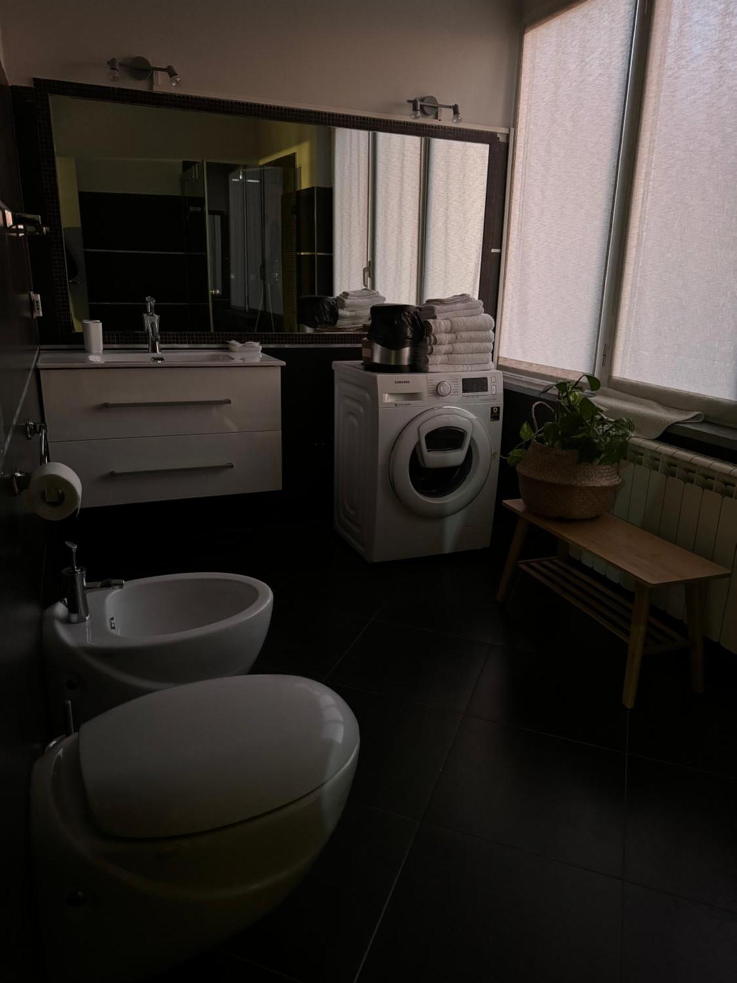 Le Tre Ca', Ca' Cecilia, Ca' Nina, Ca' Vittoria Apartment Асти Екстериор снимка