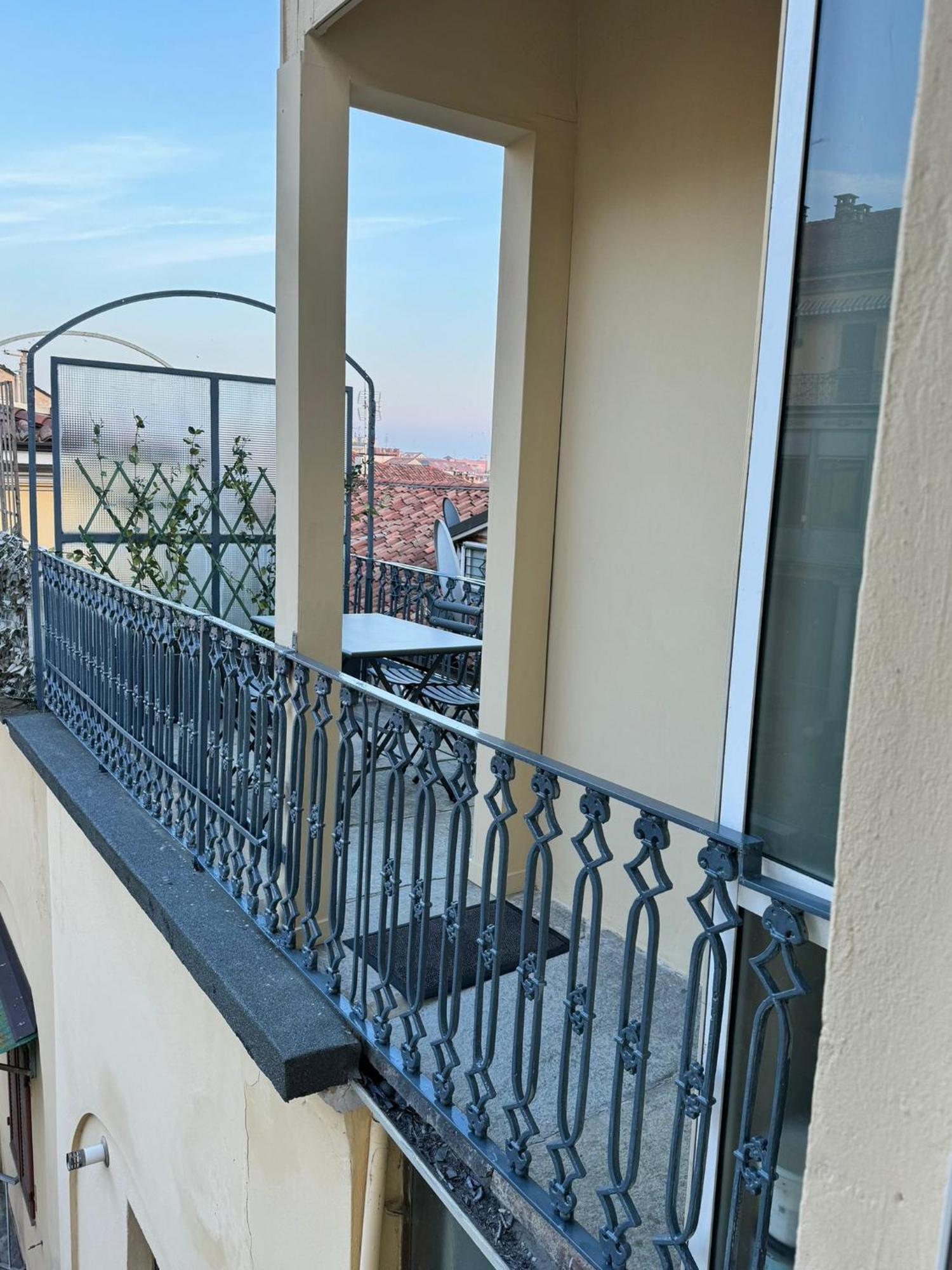 Le Tre Ca', Ca' Cecilia, Ca' Nina, Ca' Vittoria Apartment Асти Екстериор снимка