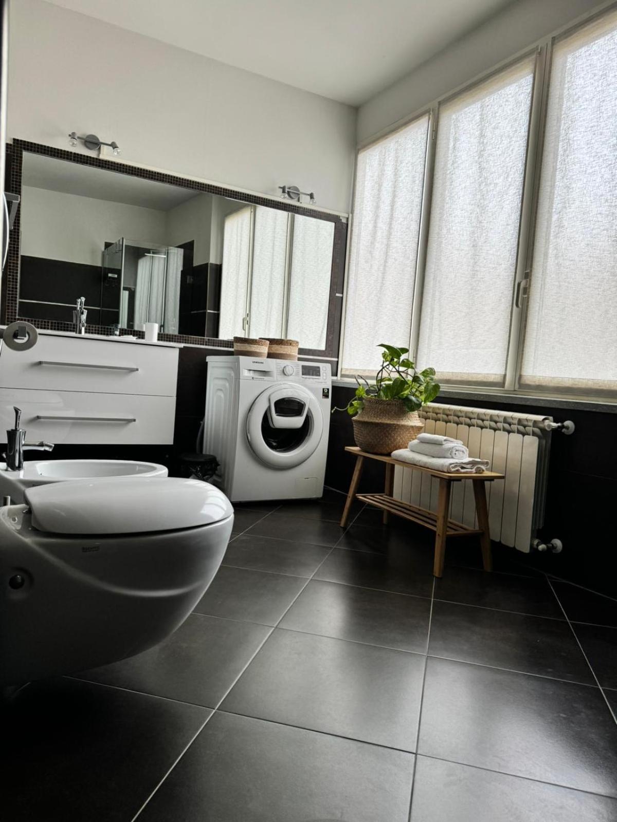 Le Tre Ca', Ca' Cecilia, Ca' Nina, Ca' Vittoria Apartment Асти Екстериор снимка