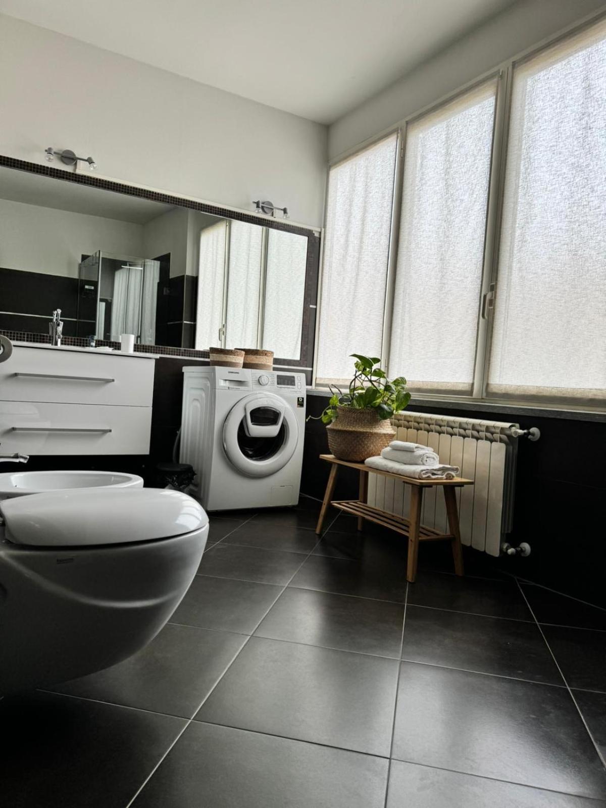 Le Tre Ca', Ca' Cecilia, Ca' Nina, Ca' Vittoria Apartment Асти Екстериор снимка