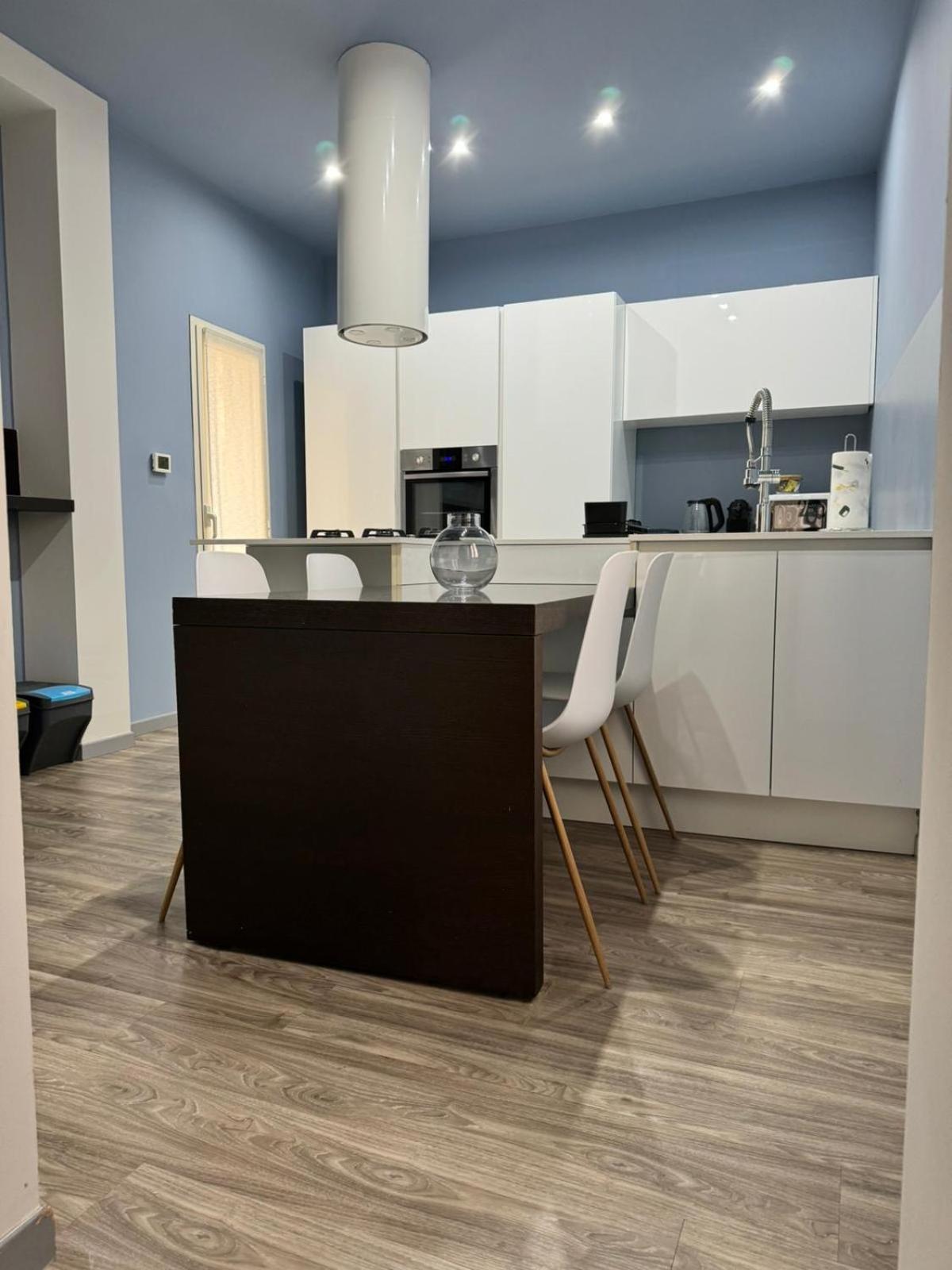 Le Tre Ca', Ca' Cecilia, Ca' Nina, Ca' Vittoria Apartment Асти Екстериор снимка