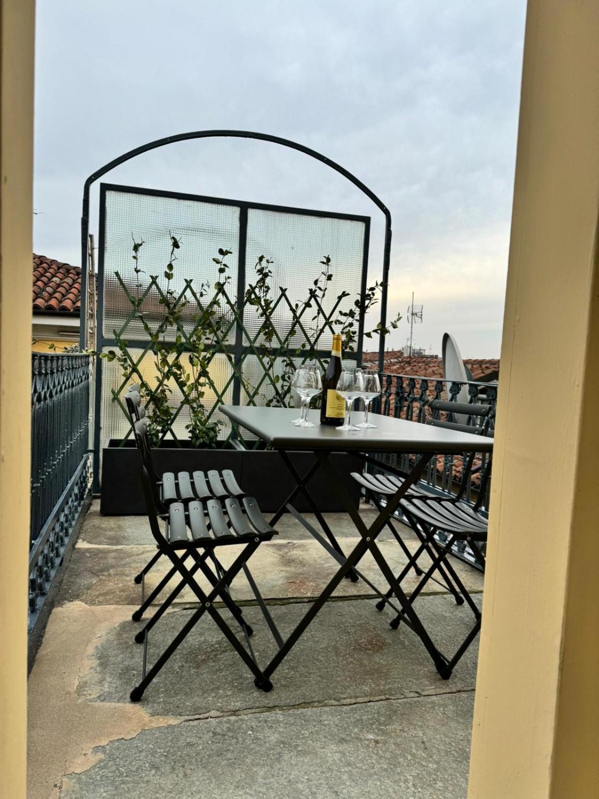 Le Tre Ca', Ca' Cecilia, Ca' Nina, Ca' Vittoria Apartment Асти Екстериор снимка