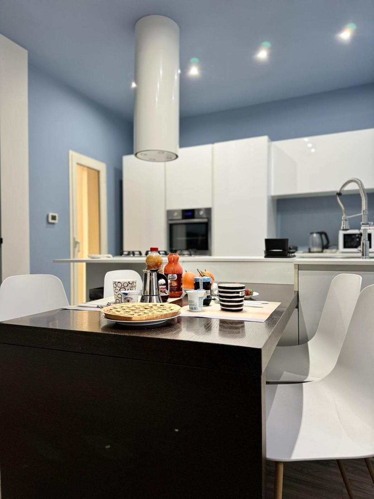 Le Tre Ca', Ca' Cecilia, Ca' Nina, Ca' Vittoria Apartment Асти Екстериор снимка