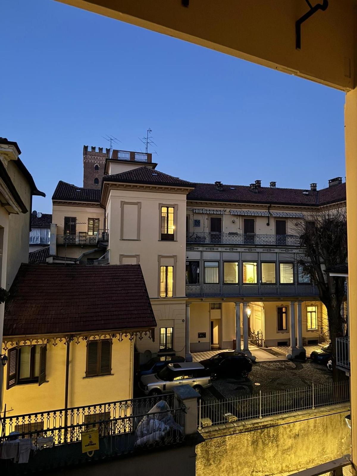 Le Tre Ca', Ca' Cecilia, Ca' Nina, Ca' Vittoria Apartment Асти Екстериор снимка